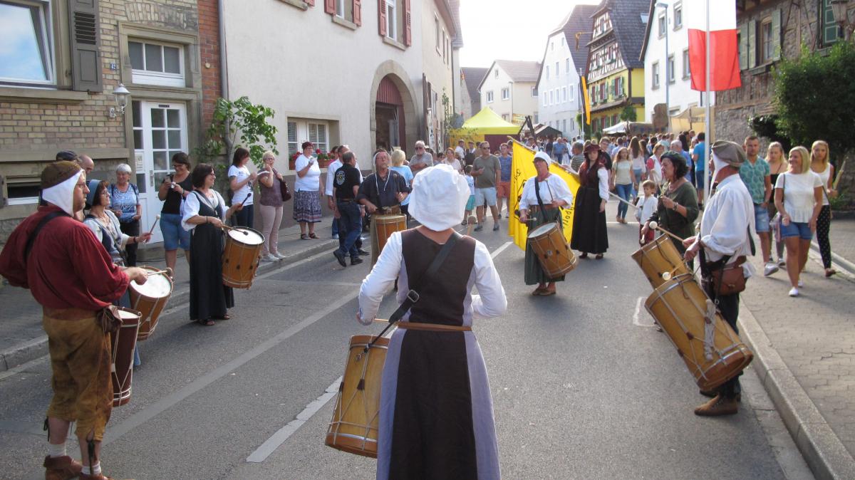 Aufritt beim Schafsbrunnen